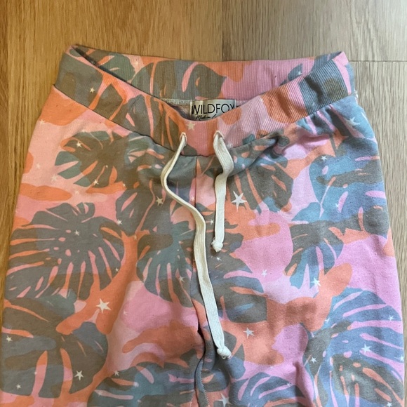 Wildfox Pink and Gray Tropical Joggers - Picture 2 of 14